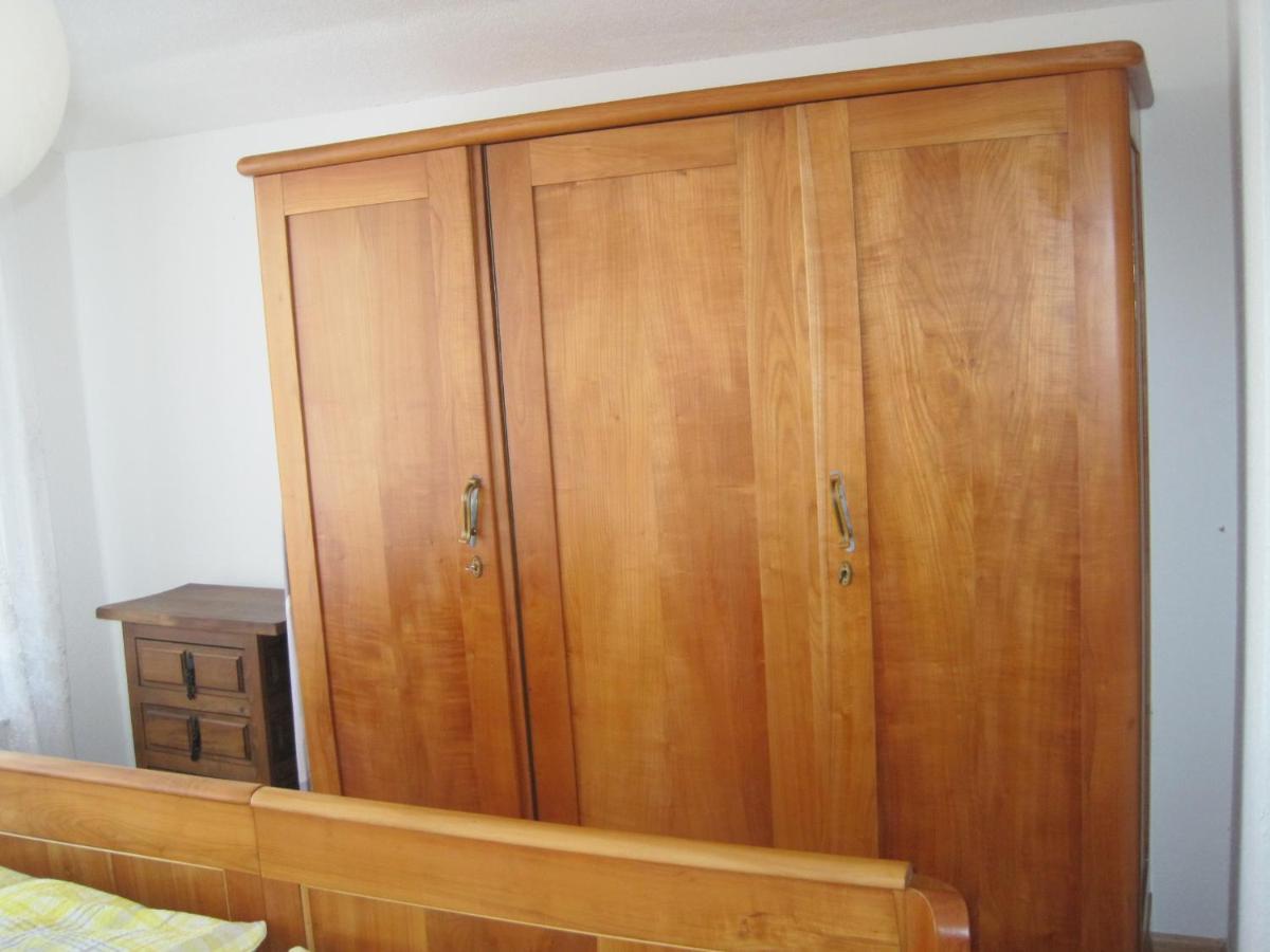 Apartamento Haus Am Weinberg Erzingen Exterior foto