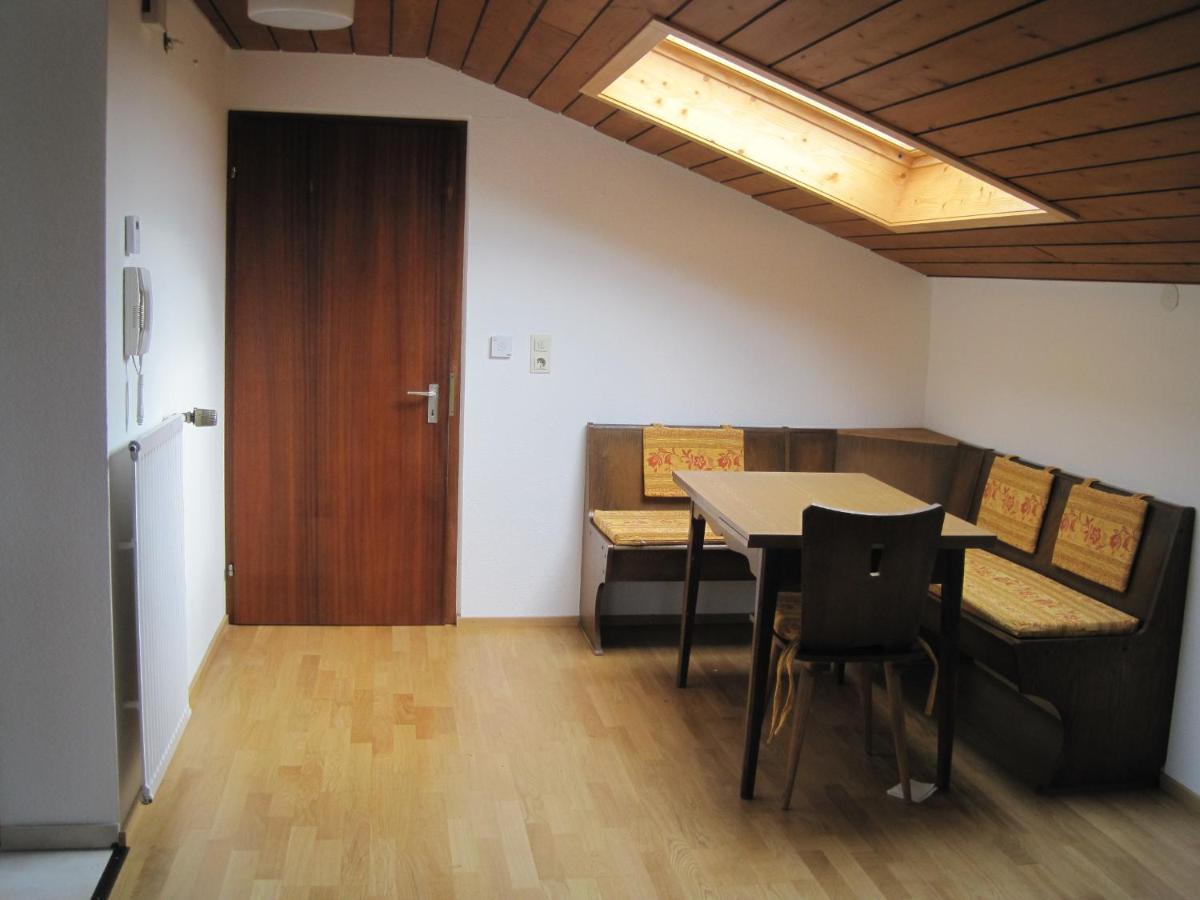 Apartamento Haus Am Weinberg Erzingen Exterior foto