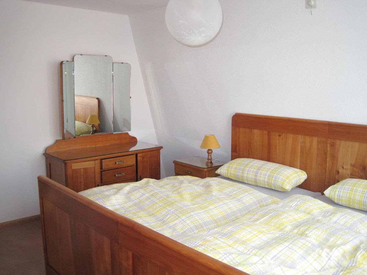 Apartamento Haus Am Weinberg Erzingen Exterior foto